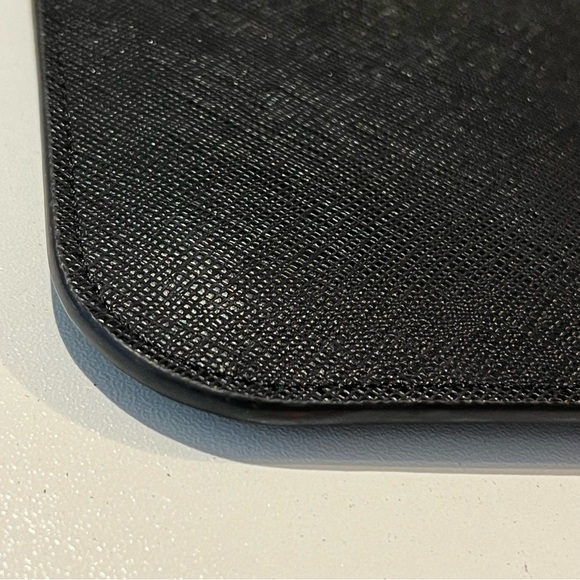 Kate Spade - Black Saffiano Hot Pink Interior Tablet / Laptop Slip Sleeve - Picture 7 of 13